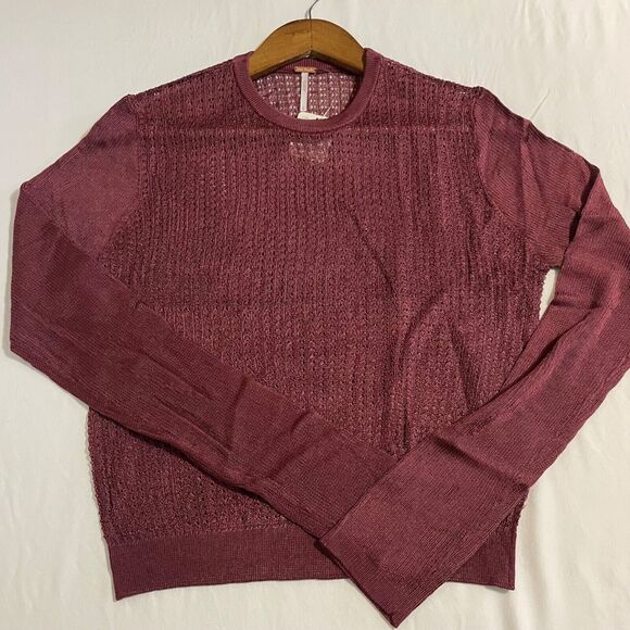 Free People Shirt Womens Large NWT Open Knit H2O Crew Cropped Raw Garnet - Picture 8 of 13